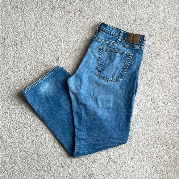 Old Navy Blue Straight Jeans Classic Style (Size: 38x34) - Picture 1 of 5